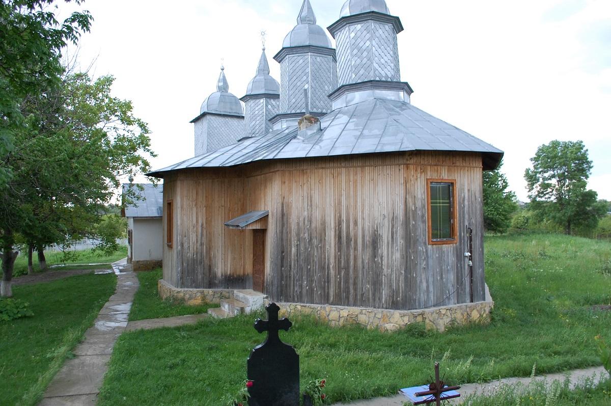 Biserica veche